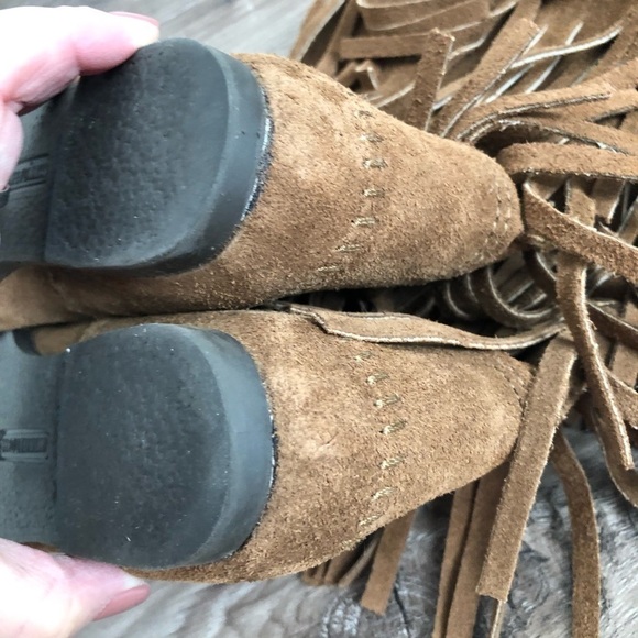 Minnetonka brown 3 layer suede fringe moccasins womens size 5 - Picture 5 of 8